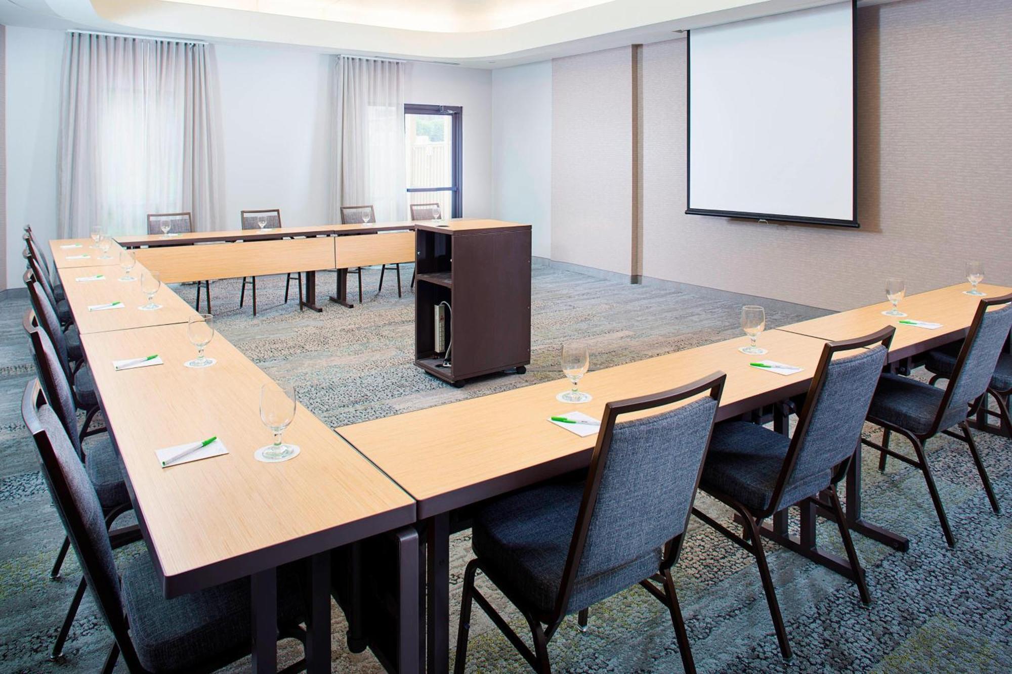 Hotel Courtyard By Marriott Roanoke Airport Zewnętrze zdjęcie
