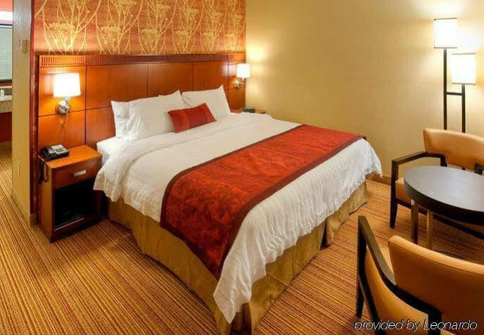 Hotel Courtyard By Marriott Roanoke Airport Zewnętrze zdjęcie