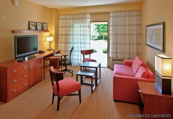 Hotel Courtyard By Marriott Roanoke Airport Zewnętrze zdjęcie